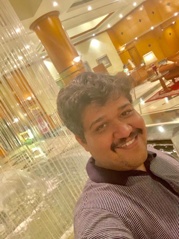 Akash Soni - Food Blogger